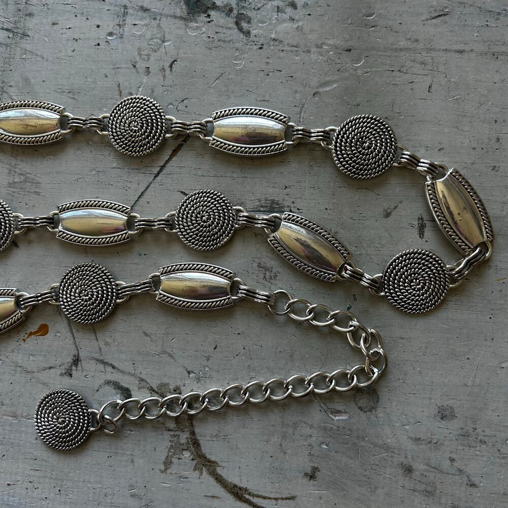 Vintage Silver Tone Concho Chain Belt Western Boho 90s Adjustable Belt 38 / 40 - Picture 11 of 11